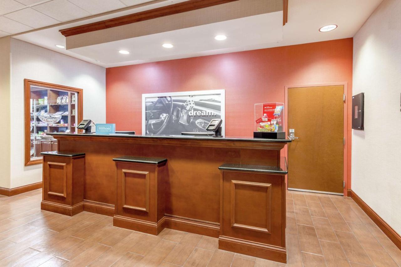Hampton Inn Auburn Exterior foto