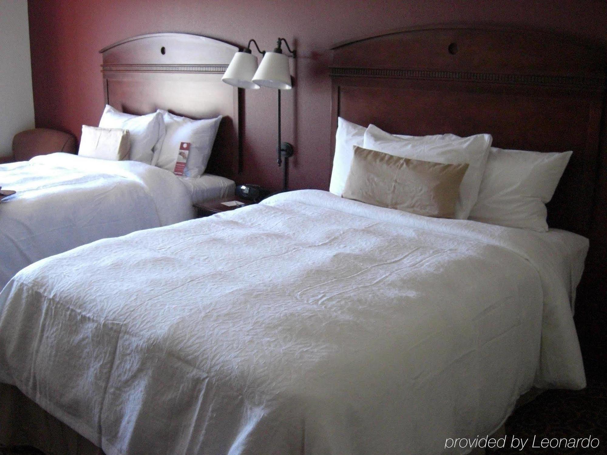 Hampton Inn Auburn Quarto foto